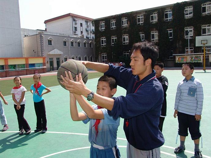男生適合讀師范大學(xué)嗎前途如何?選師范大學(xué)在其他省容易就業(yè)嗎