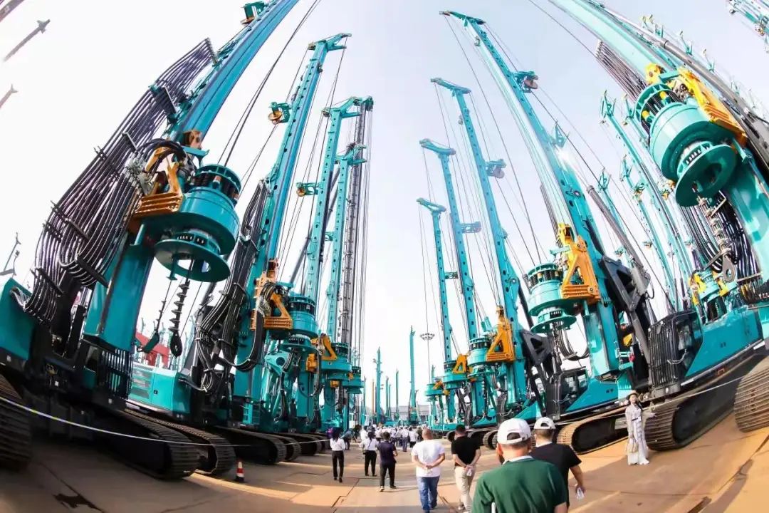 鉆孔直徑7米、鉆孔深度170米！世界最大旋挖鉆機成功下線