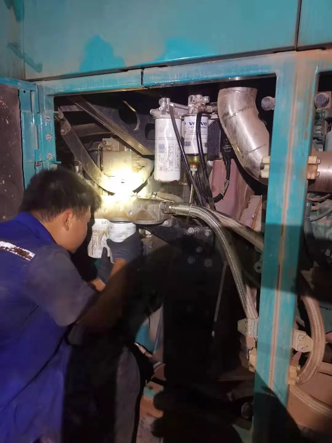 “創造施工奇跡！”他們和山河智能“超級樁備”一起助建燕磯長江大橋