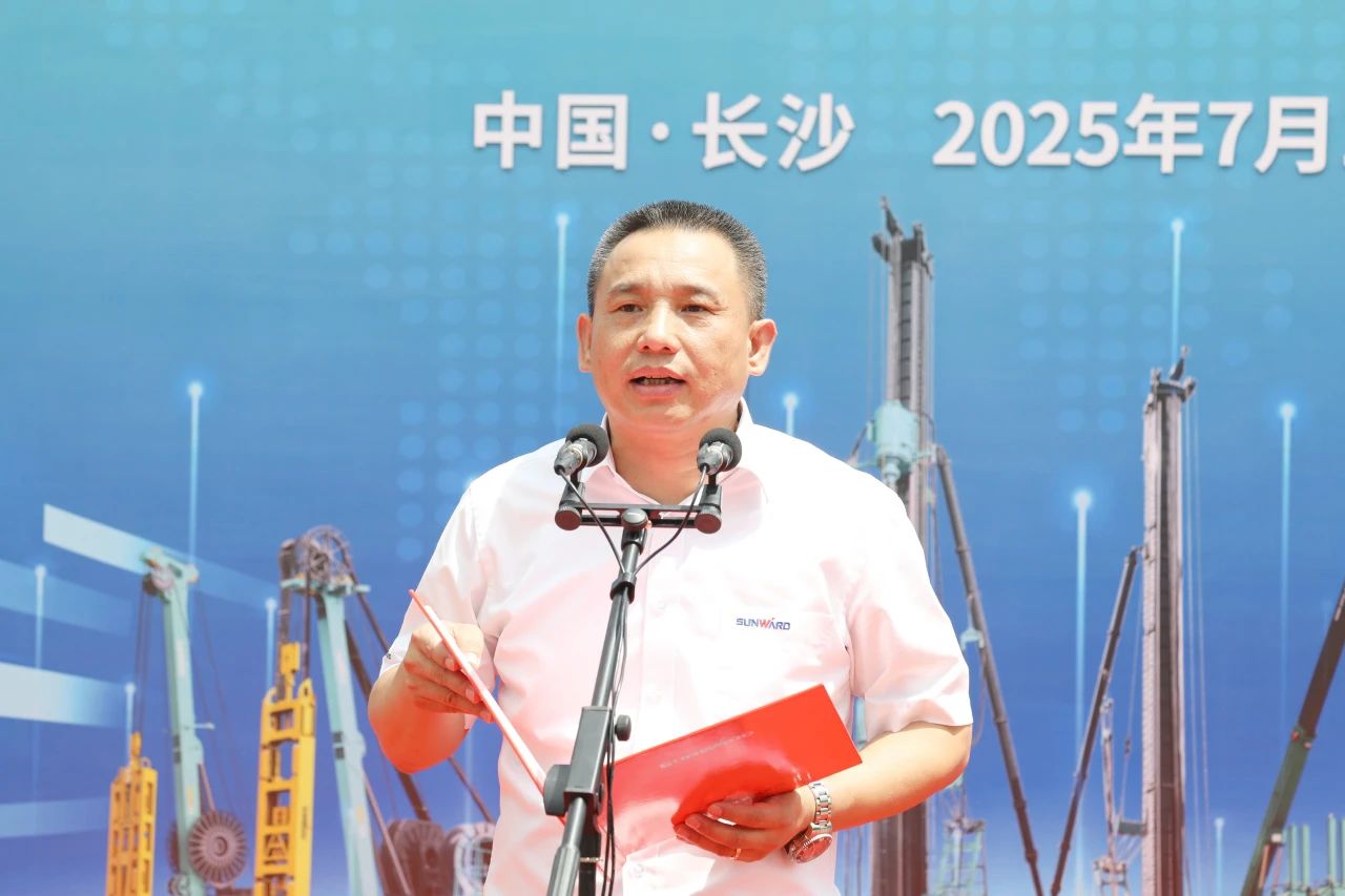 “破紀錄王者”再出征！山河智能SWDM800旋挖鉆機成功交機